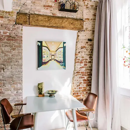 A La Lon Couette-café